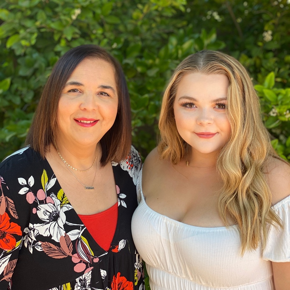 Meet your Posher, Linda and Emma